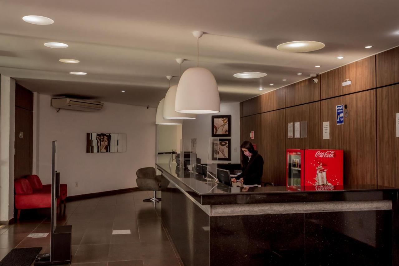 Fenix Hotel Araxá Buitenkant foto