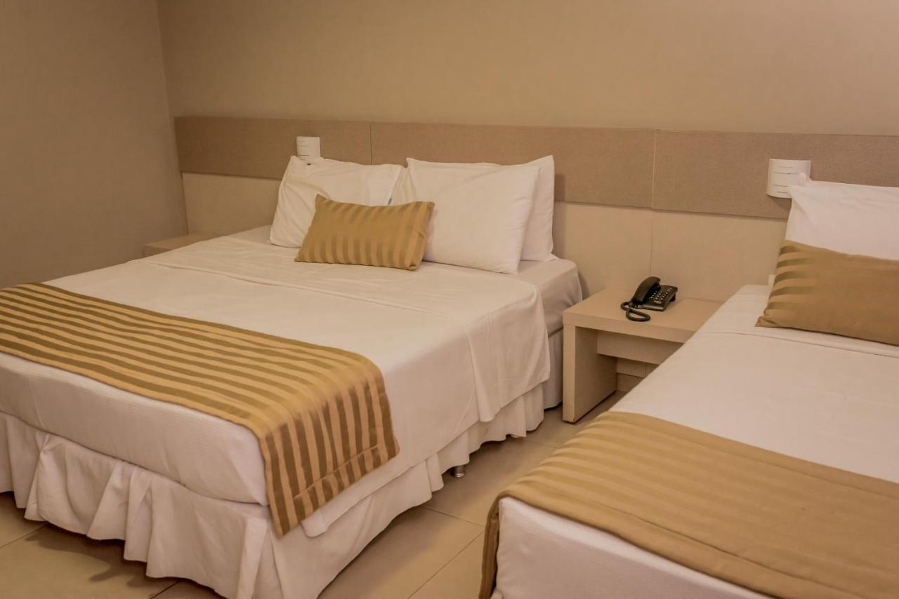 Fenix Hotel Araxá Buitenkant foto